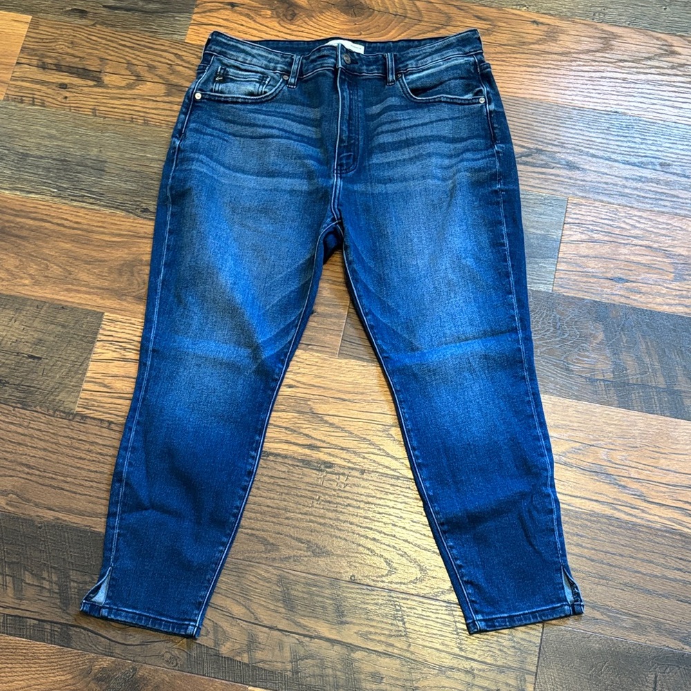 KanCan Ankle Jeans Size 32